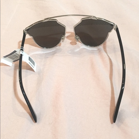 Christian Dior Studded π - Picture 6 of 15